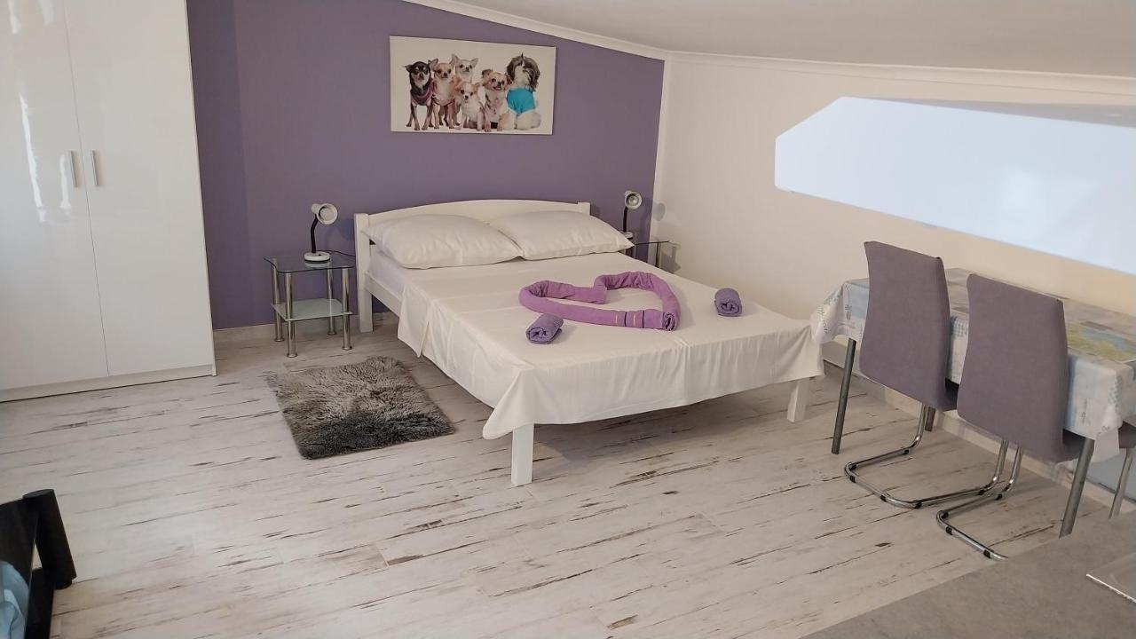 Jan 4 Appartement Pula Buitenkant foto